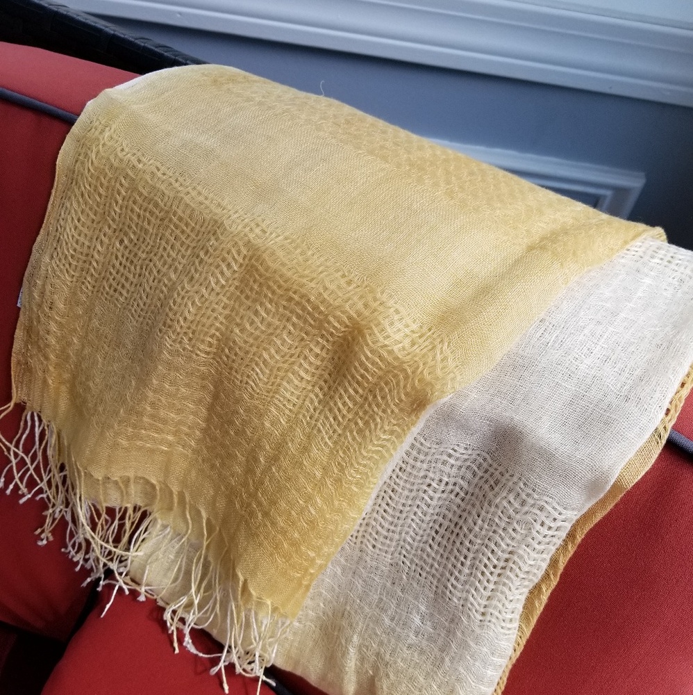 Linen Scraf - Picture 4 of 5